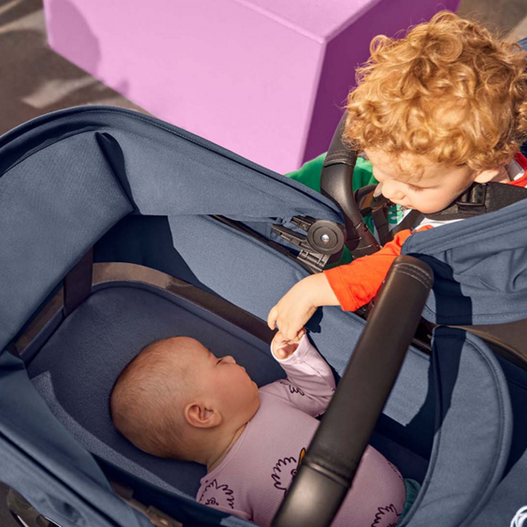 Bugaboo Donkey 5 Duo-Kinderwagen mit Liegewanne und Sitz grün